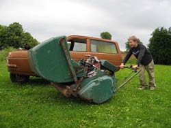 click here to view larger image